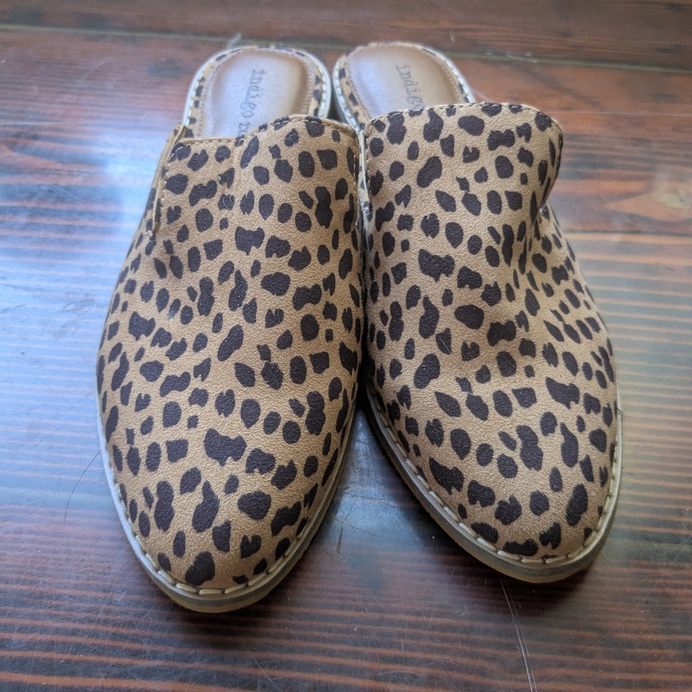 Indigo Rd. Leopard Print Platform MulesSize: 6.5